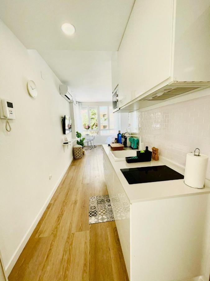Apartamento Luxury Loft With Pool In The Centre Torremolinos Exterior foto